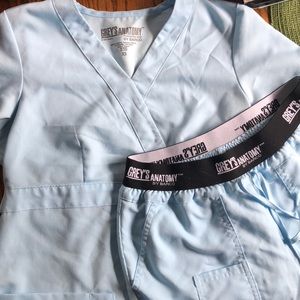 Greys anatomy baby blue scrub set